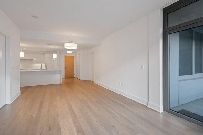 Building Photo - 9 Ave at Port Imperial