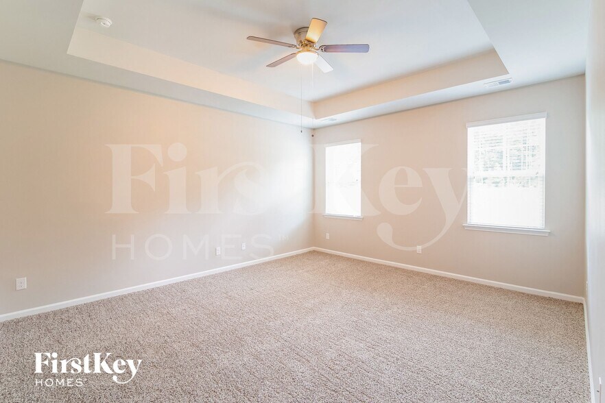 Building Photo - 631 Woolum Dr