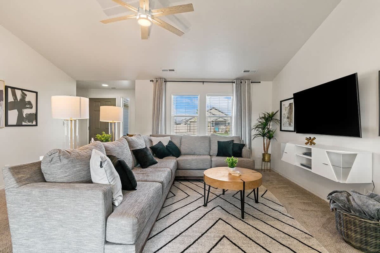 Building Photo - 3804 Bobwhite St