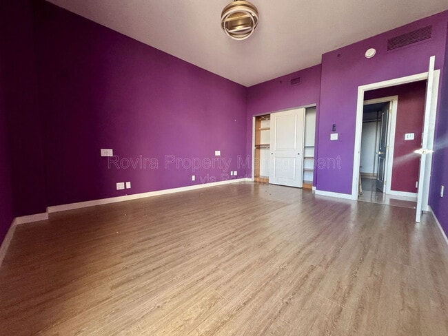 Building Photo - 19667 Turnberry Way