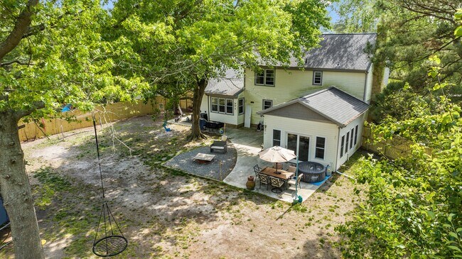 Building Photo - 435 Currituck Dr