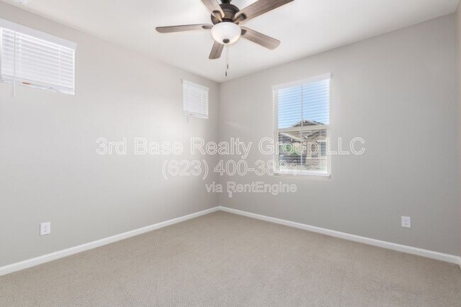 Building Photo - 21242 W Wilshire Dr