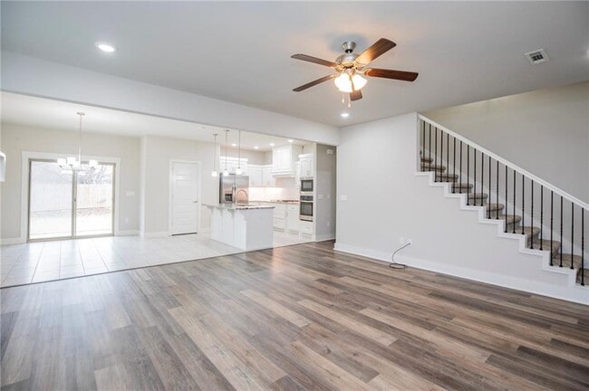 Building Photo - 437 Ramsey St