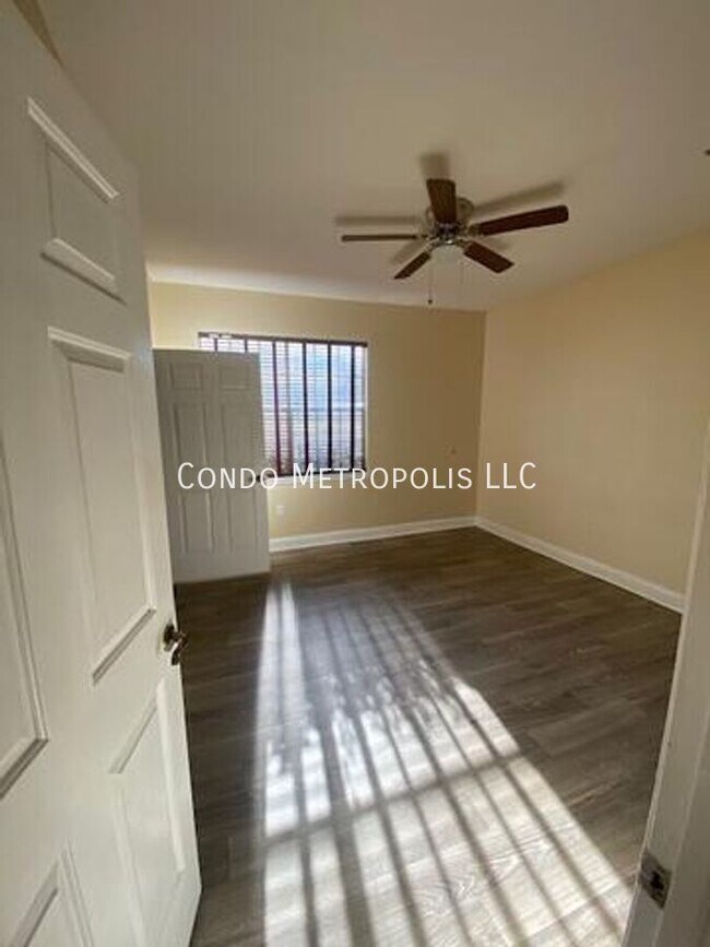 Building Photo - 2532 Robert Trent Jones Dr