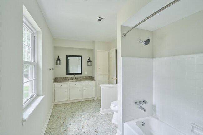 Building Photo - 12402 Stafford Springs Dr