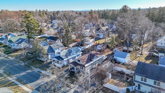 Building Photo - 1418 Garner Ave