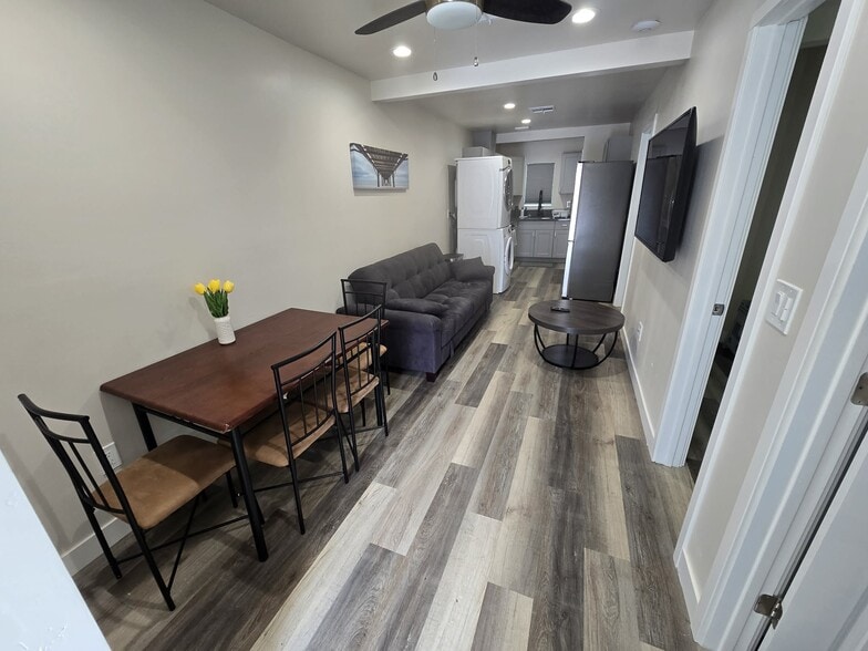 Building Photo - 4239 Montalvo St