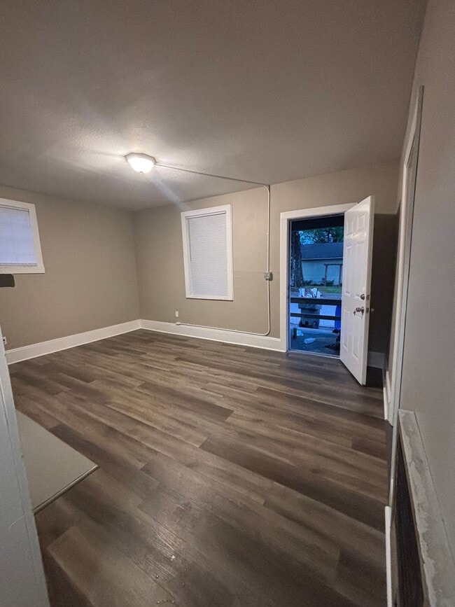 Building Photo - Three Bedroom Home in Chattanooga TN