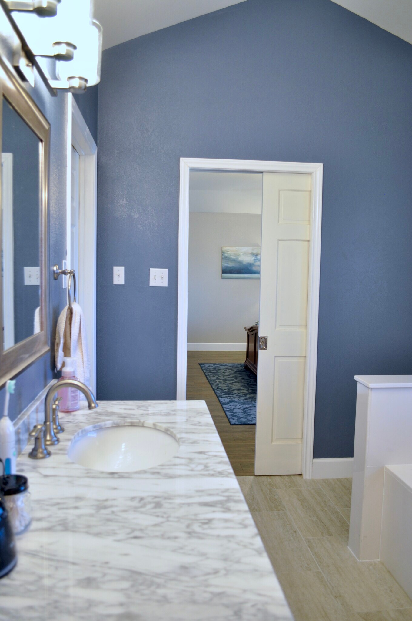 Master Bathroom - 1405 Amber Day Dr
