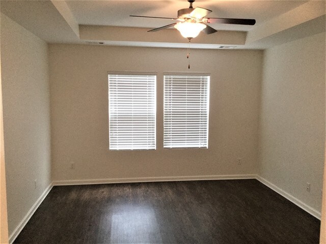 Building Photo - 316 Crabapple Circle