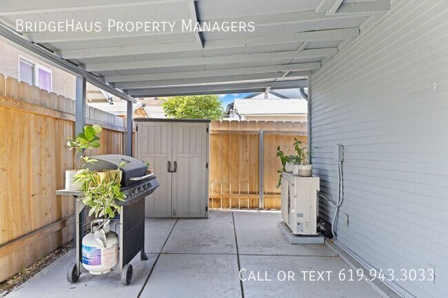 Building Photo - 4175 Chamoune Ave