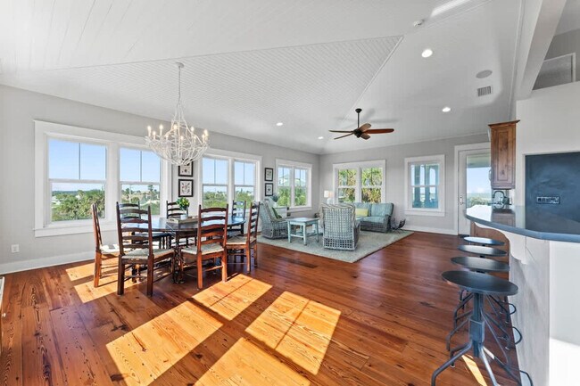Building Photo - 7530 A1A S