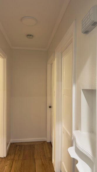 Building Photo - 1632 Albemarle Way