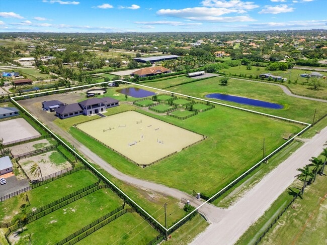 Building Photo - 16175 Deer Path Ln