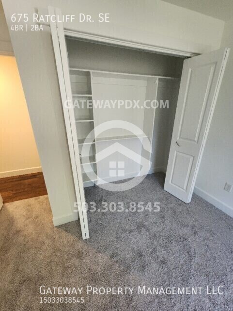 Building Photo - 675 Ratcliff Dr SE