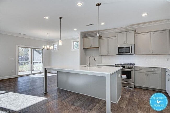 Building Photo - 3264 Polo Rd NW