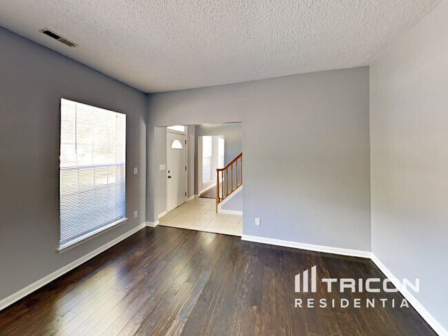 Building Photo - 2906 Laurel Wood Dr