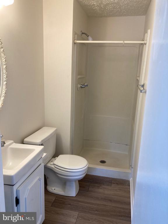 Building Photo - 6632 Pebble Ct