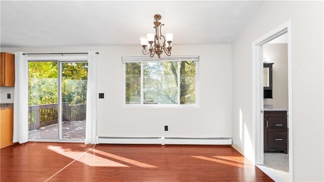 Building Photo - 15 Abbott Ave