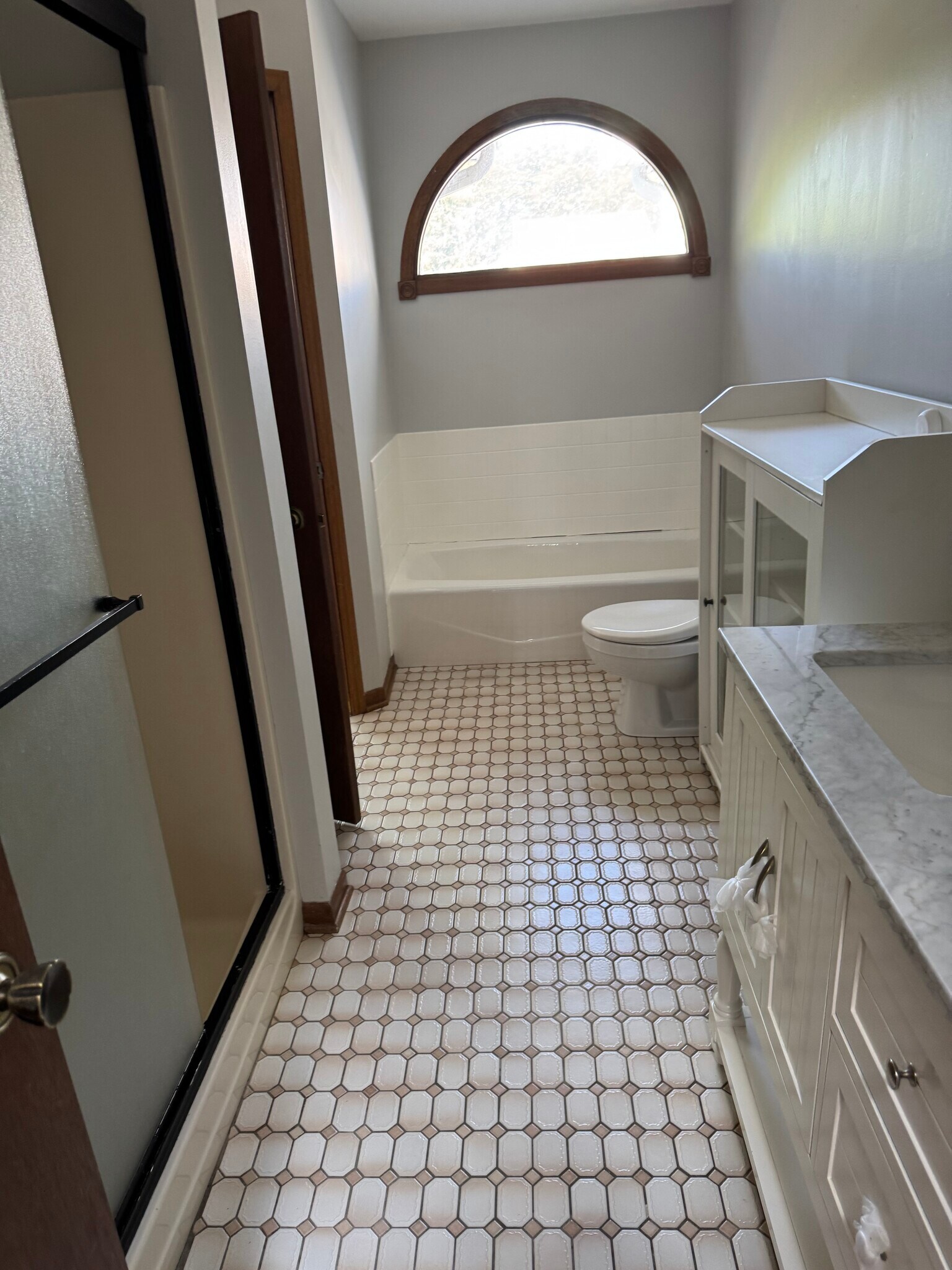 Building Photo - 17573 Pheasant Dr