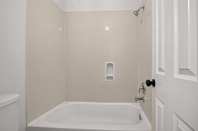 Building Photo - 20707 Pine Rain Ct