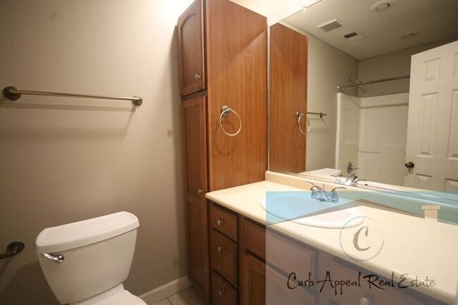 Building Photo - Beautiful 3 bed /2 bath home - Nettleton s...
