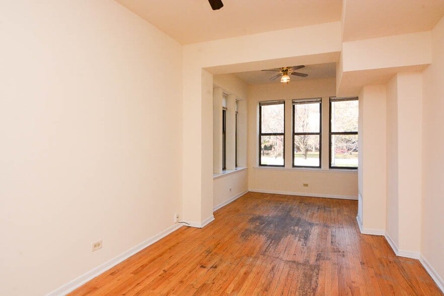 Building Photo - 2319 N Kedzie Blvd