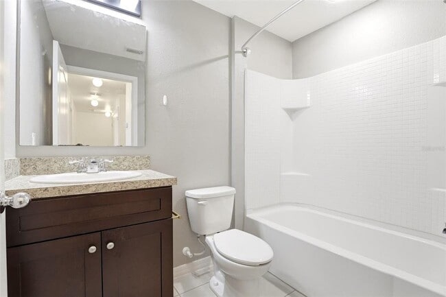 Building Photo - 4813 Apple Blossom Ln