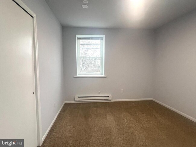 Building Photo - 5130 Pennell Rd