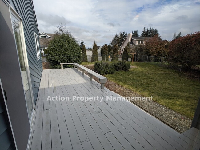 Building Photo - 2 bed + 1 office, 2 bathrooms, in Sequim