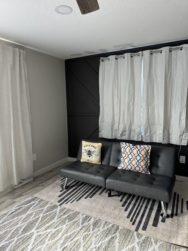 Building Photo - 4102 Maxwell Rd