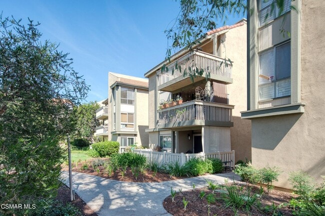 Building Photo - 254 Sequoia Ct