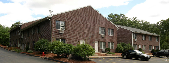 Building Photo - Lakeside Apartments