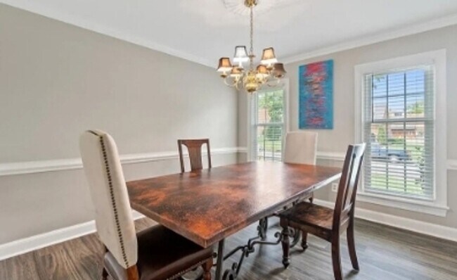 Building Photo - Gorgeous house for rent in Chesapeake.