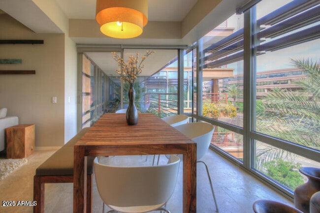 Building Photo - 7161 E Rancho Vista Dr