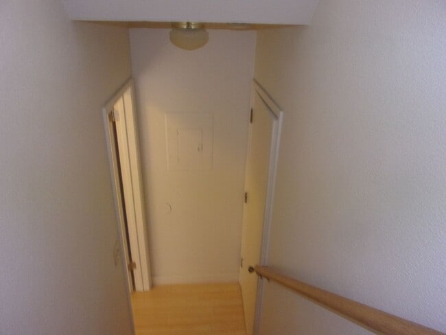 Building Photo - Cambridge Estates