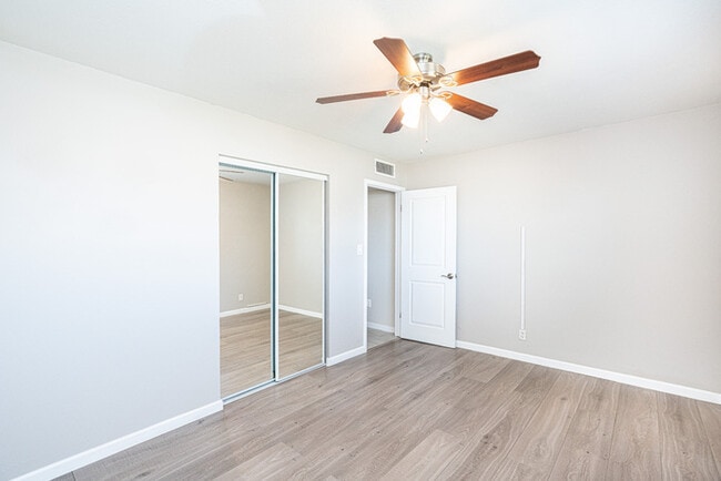 Building Photo - Greeat Single family home in Tempe! Close to ASU!