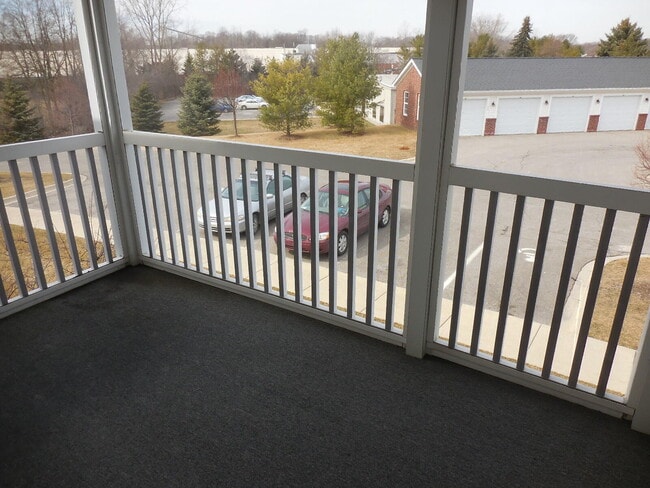 Building Photo - 824 W Summerfield Gln Cir