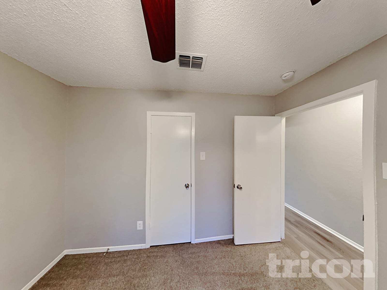 Building Photo - 3029 Meadowmoor St