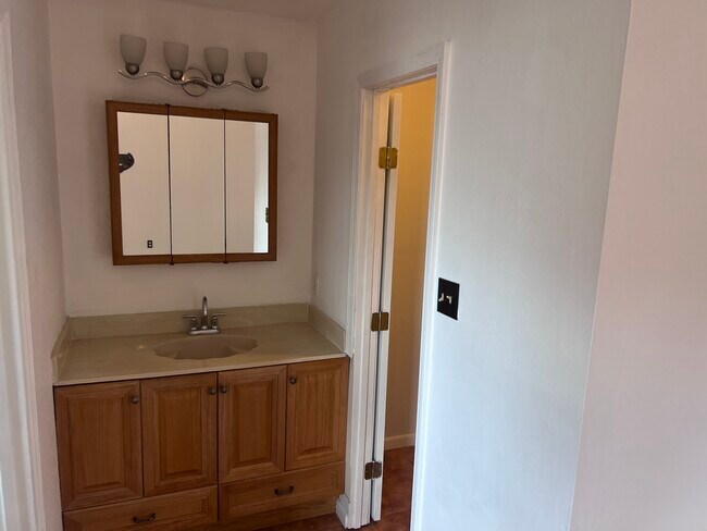 Building Photo - 4536 Viola St