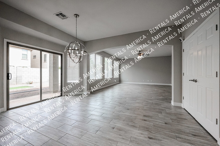 Building Photo - 43232 Wallner Dr