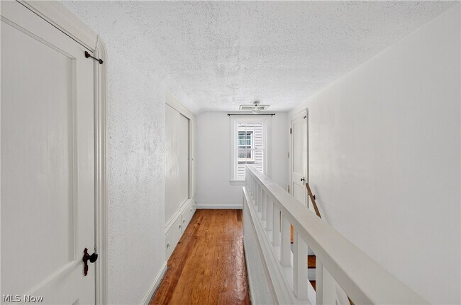 Building Photo - 19337 Telbir Ave