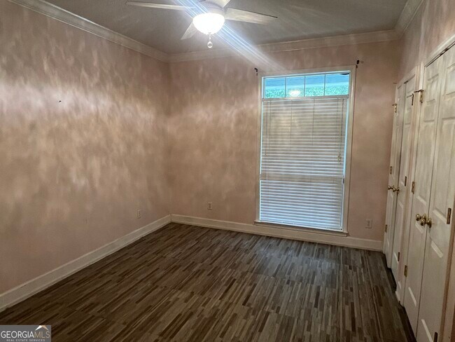 Building Photo - 129 Bedford Ct