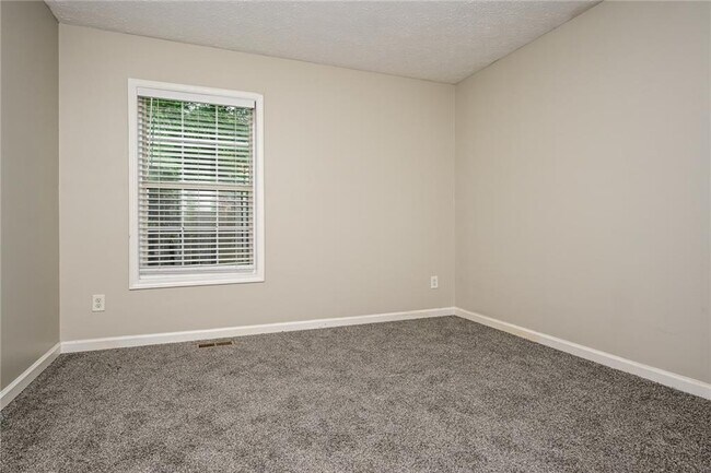 Building Photo - 2207 Boulder Springs Dr