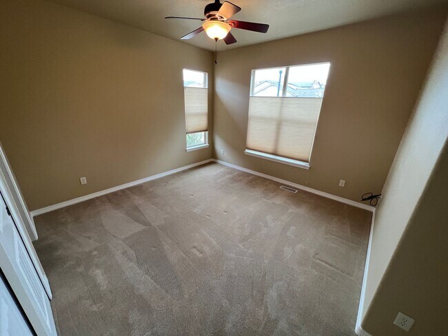 Building Photo - Spacious Ranch Style in Flying Horse with INCREDIBLE VIEWS of Pikes Peak!