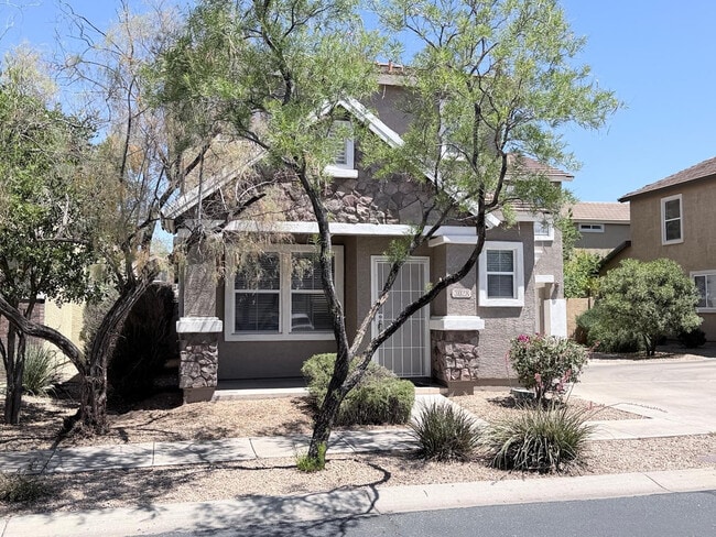 Building Photo - 3028 W Cavalry Dr