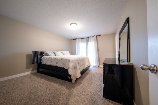 Building Photo - 13864 Kaylemore Trl