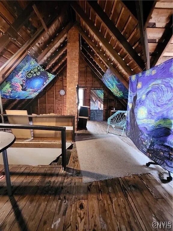 Building Photo - 718 Clarendon St