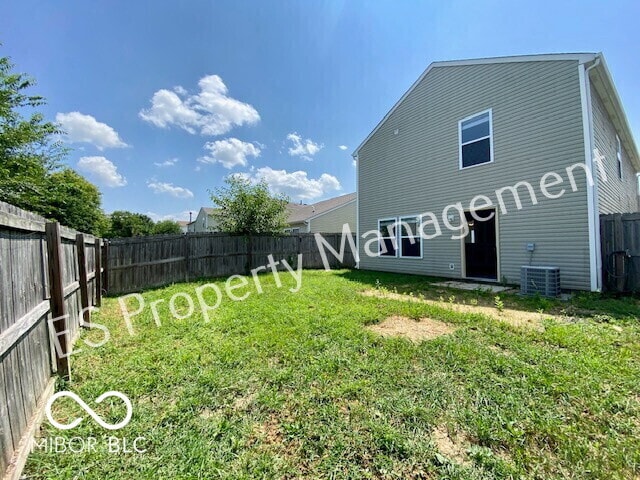 Building Photo - 10902 Glenayr Dr