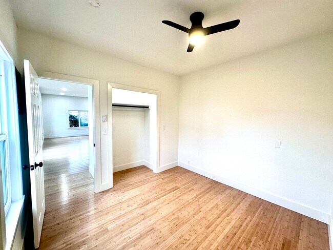 Building Photo - 1401 N 36th St